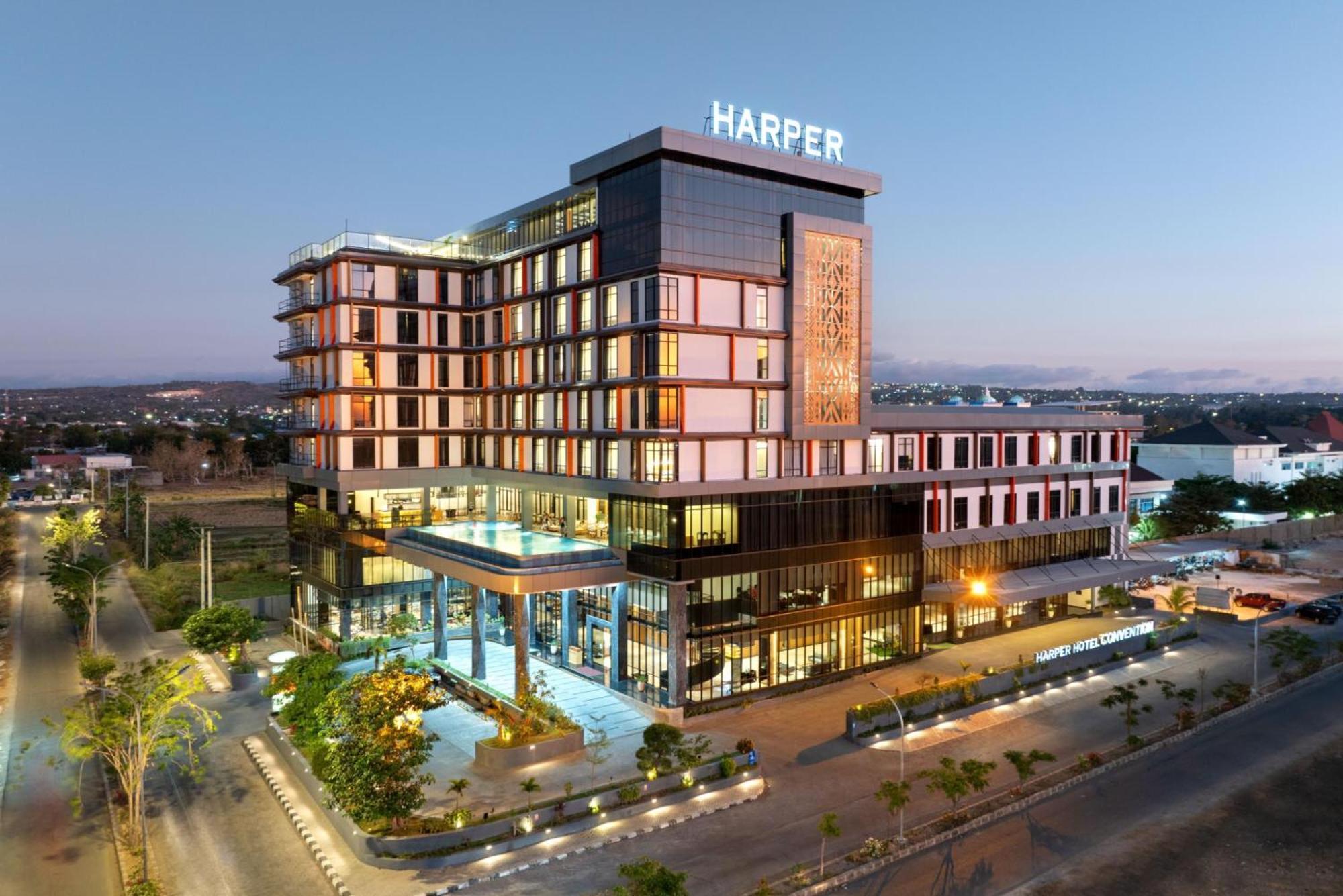 Harper Kupang By Aston Hotel Buitenkant foto
